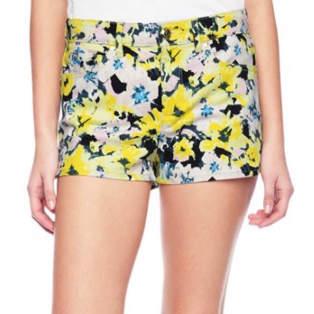 JUICY COUTURE Robin Floral Shorts Size NWT 26